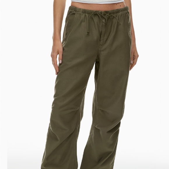 Aritzia TNA original cache cargo parachutepants Olive Green Wide-Leg Track Pants - Picture 2 of 11
